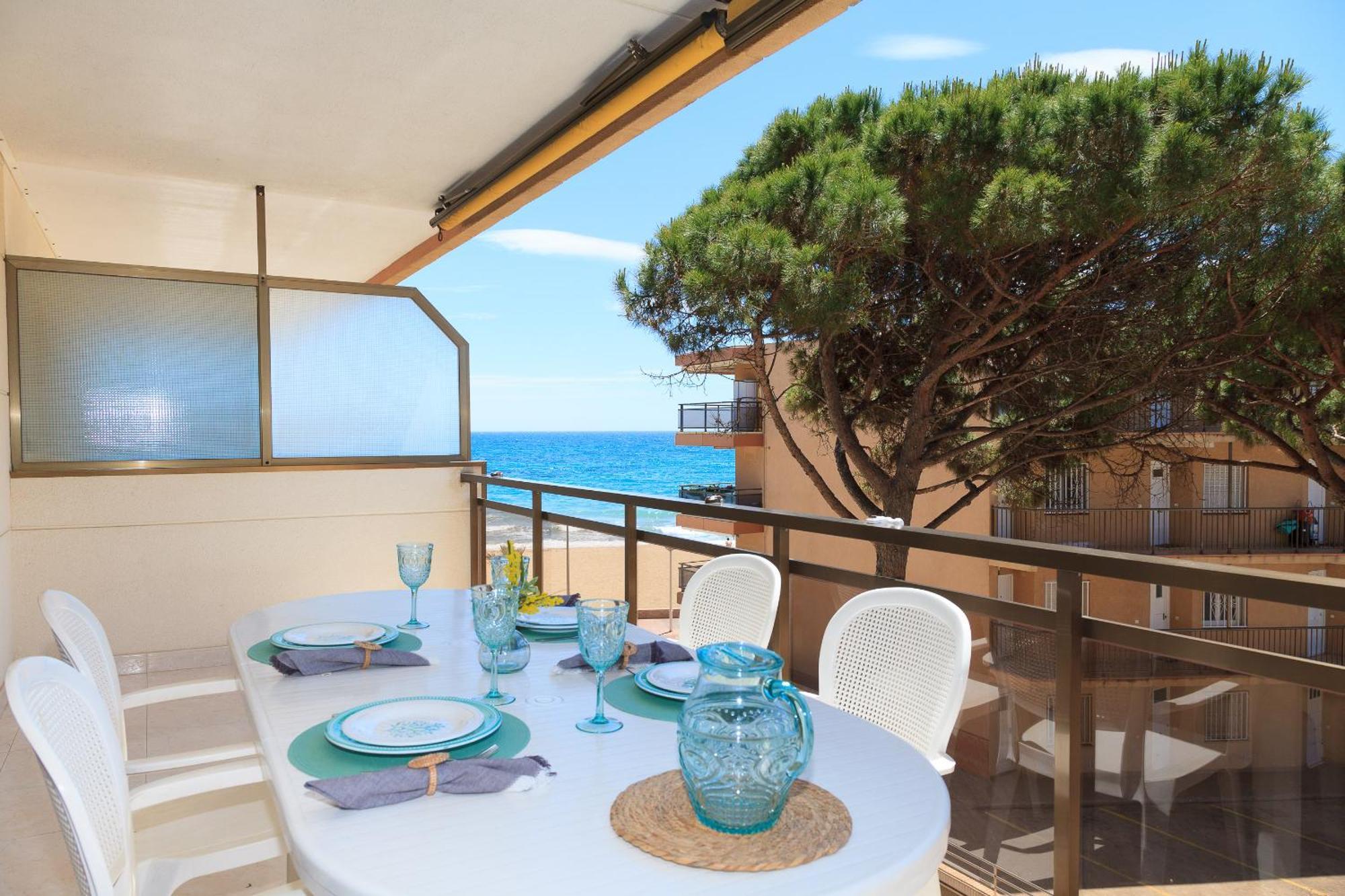 Uhc Txingudi Apartments Cambrils Kültér fotó